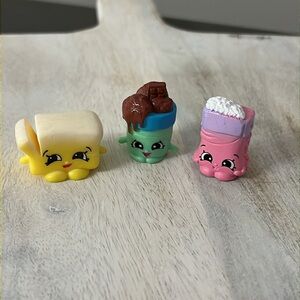 - Shopkins Collectors Sets~ Retired Shopkins Figurines-Collectors Custom S…